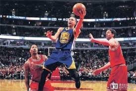 杰伦·约翰逊砍本赛季第二次三双，20年特雷·杨后老鹰首人