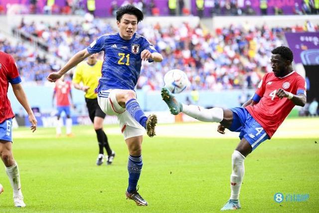 依旧咬住对 依旧咬住对