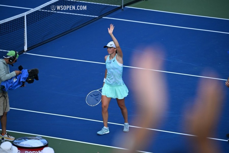 他对球员的 他对球员的